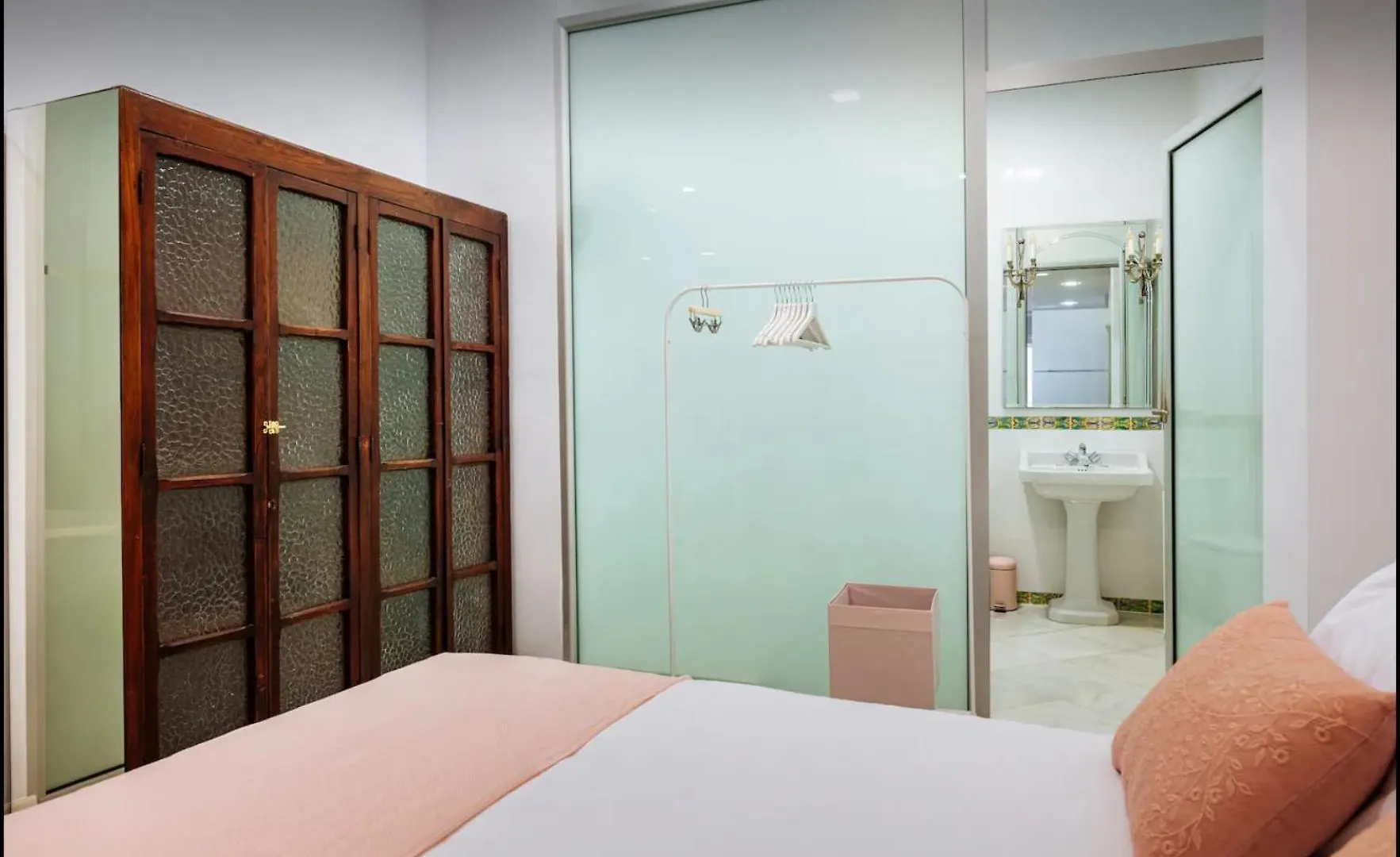 Lovely Loft Junto A La Giralda Seville 0*,  Spain